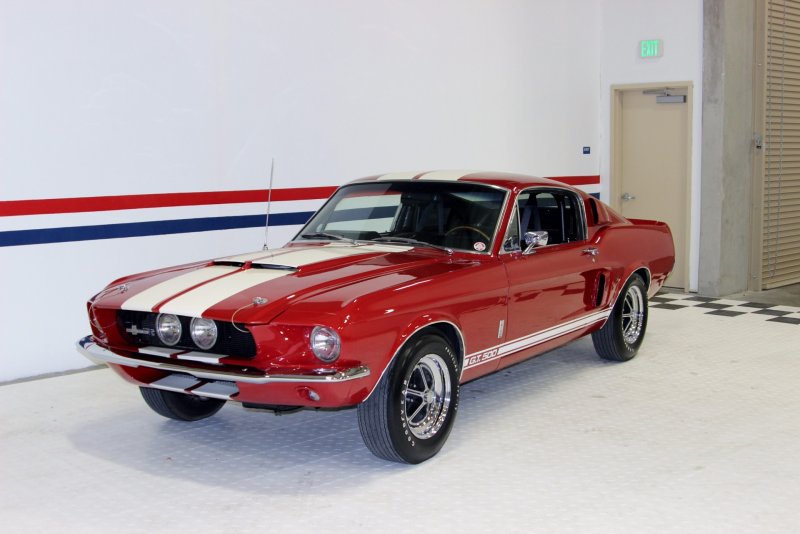 Модель Ford Mustang Shelby gt 500 1967