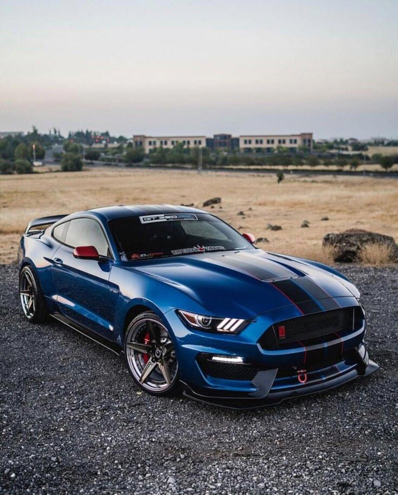 Ford Mustang 1966 model