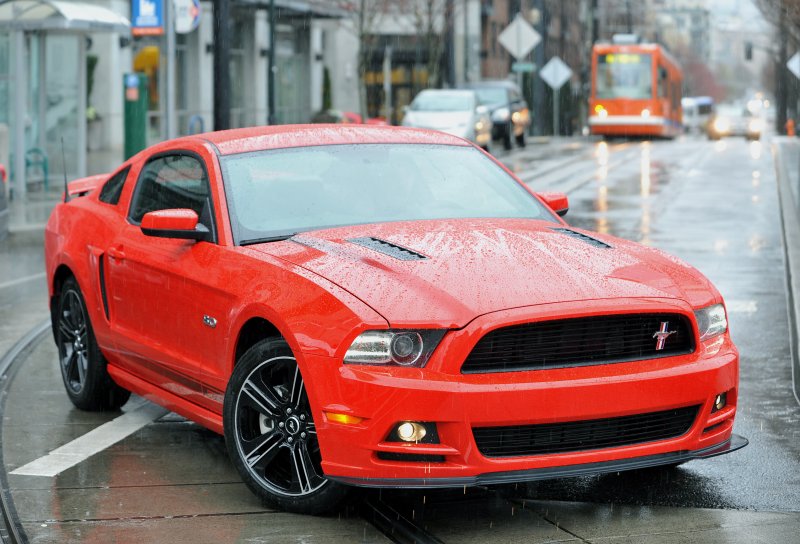 Ford Mustang марка
