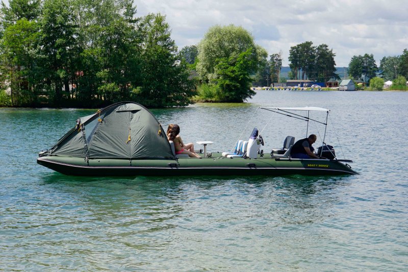 Boathouse катамаран