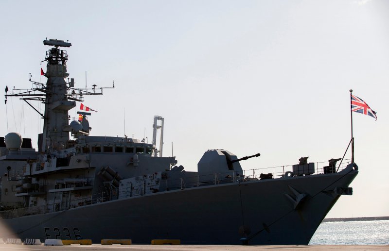 Британский военный корабль