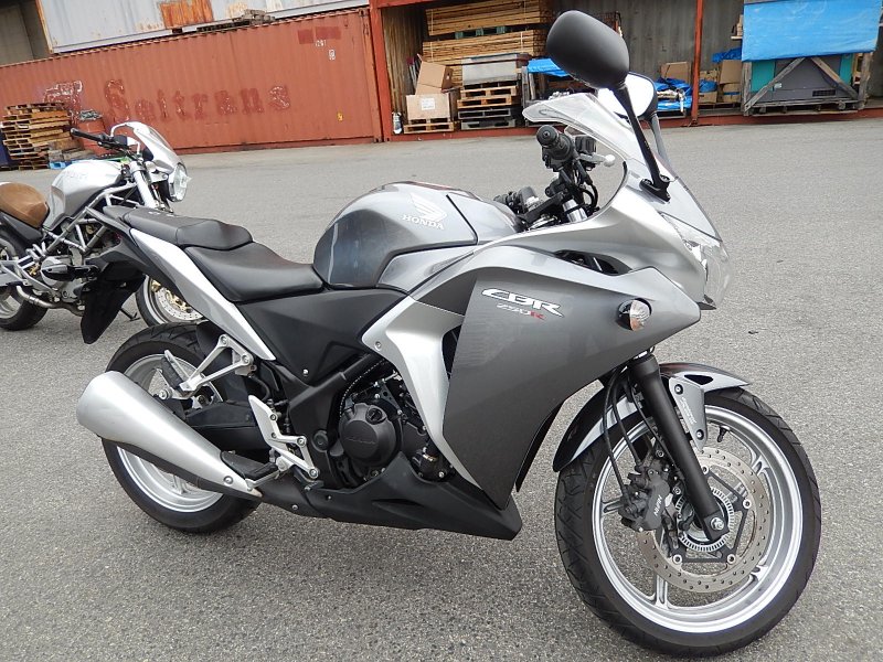 Honda vrx400 Roadster