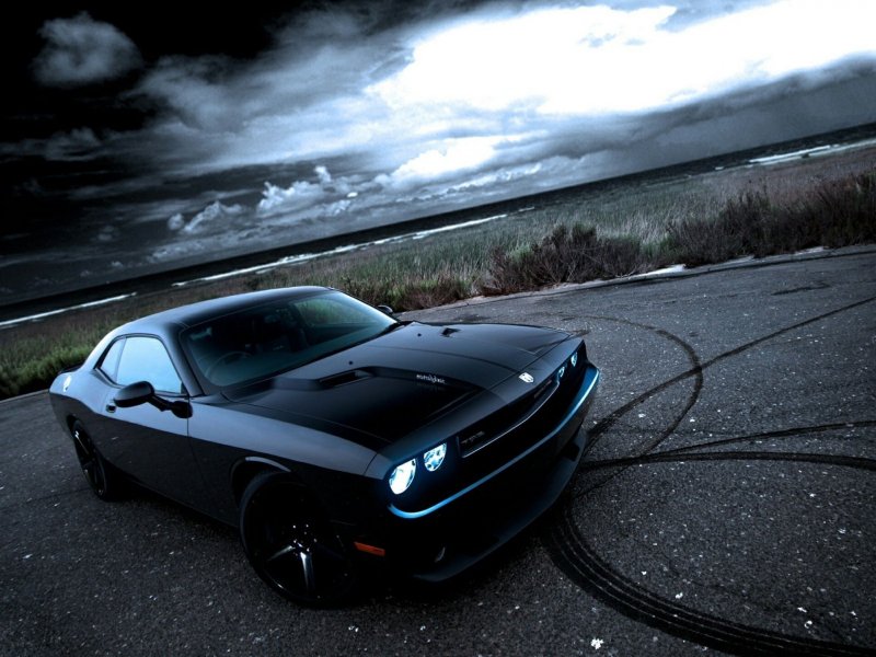 Dodge Challenger Black