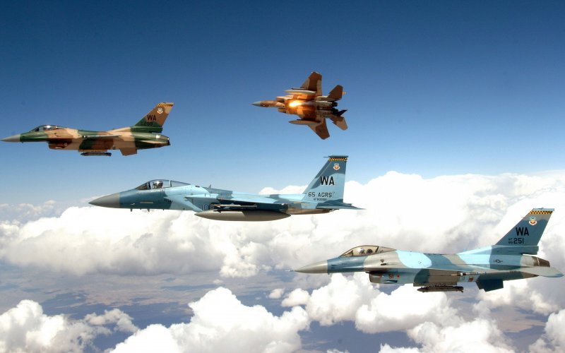F15 f16