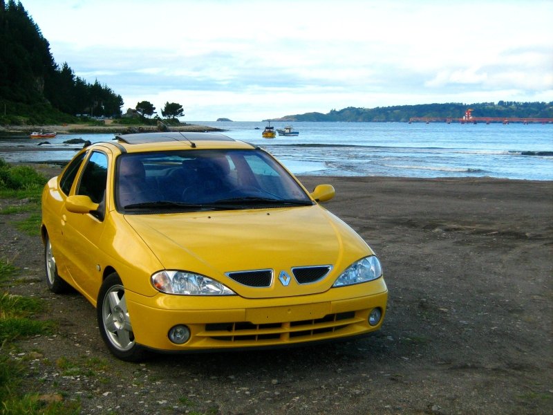 Renault Megane 1 поколение
