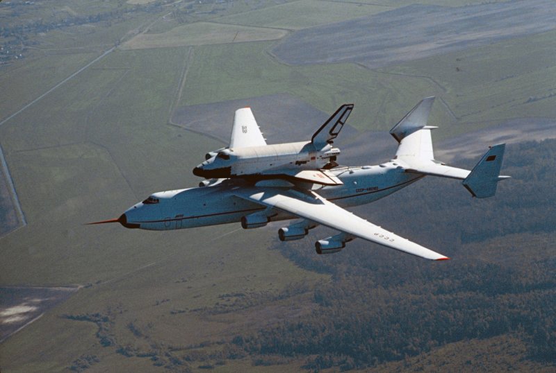 АН-225 И Буран