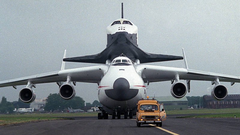 АН-225 Мрия
