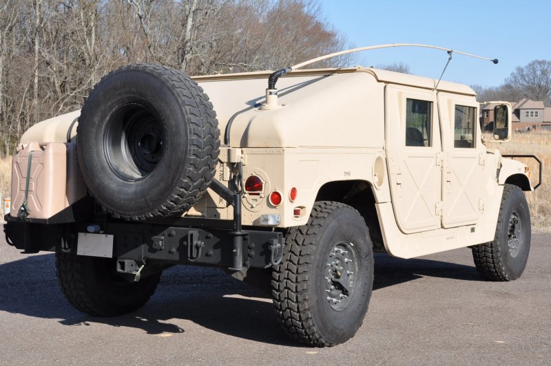 H1 Humvee Rear
