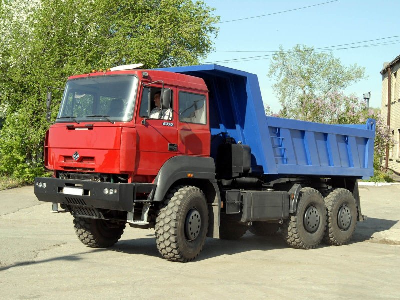 Урал 6370 самосвал