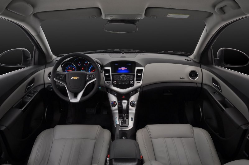 Chevrolet Cruze 2014 салон