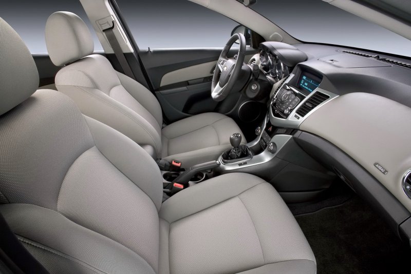 Cruze 2011 салон