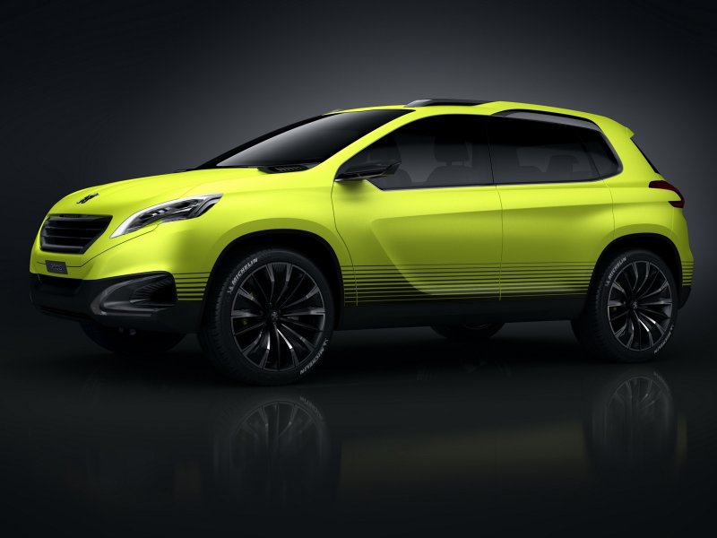 Peugeot 2008 2021 желтый