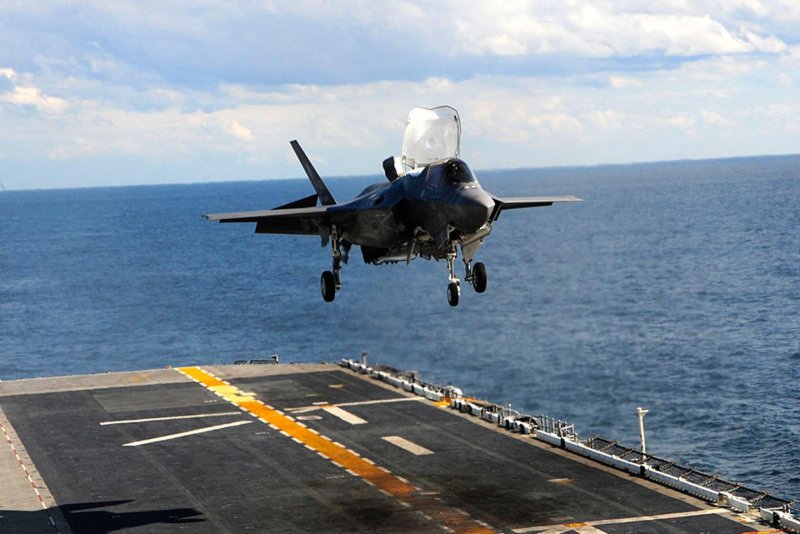 F35 вертикальный взлет