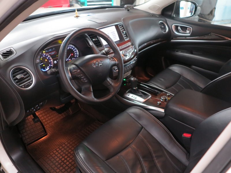 Инфинити qx60 салон