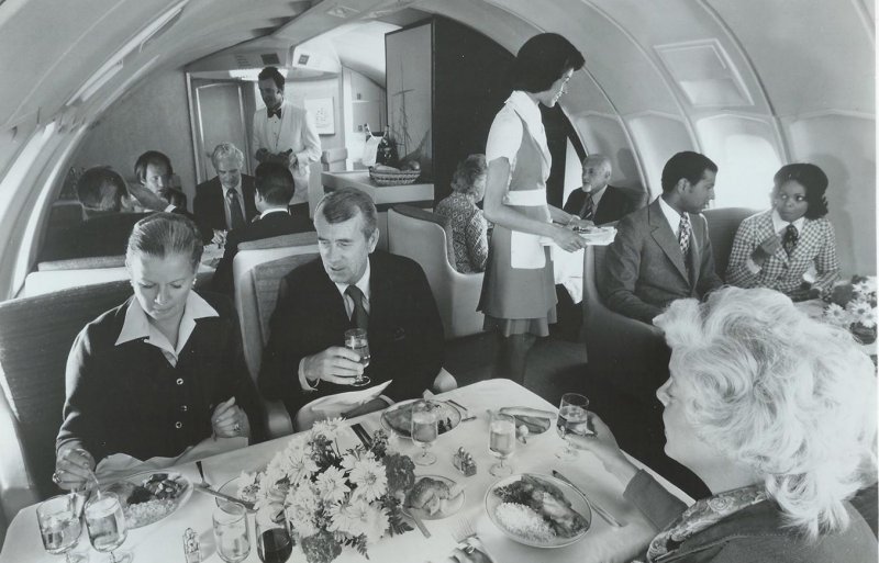 Салон самолета Pan American