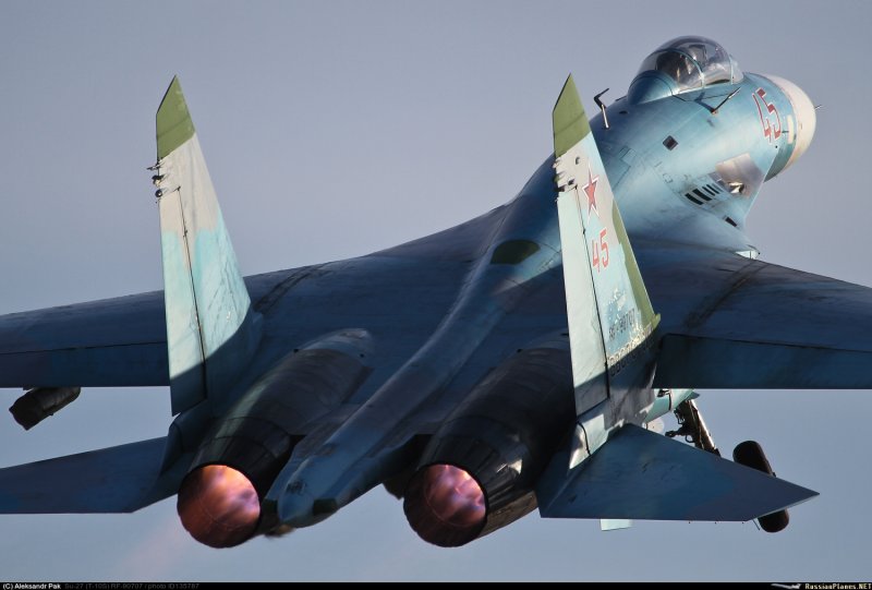 Самолет Су 70