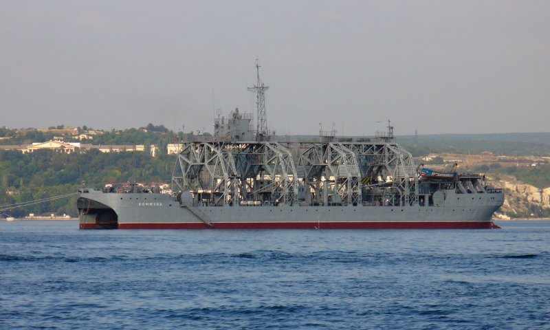 Корабль Волхов коммуна