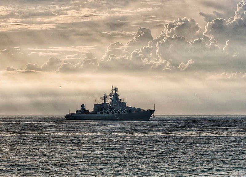 Заброшенный крейсер Мурманск