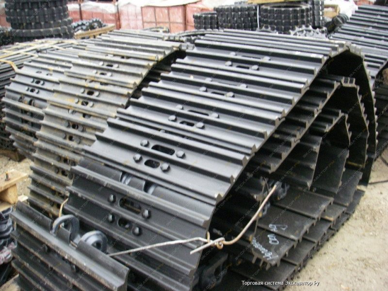 Гусеница PC 400