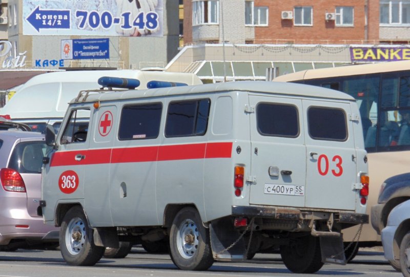Модель 1:43 УАЗ-3962 скорая
