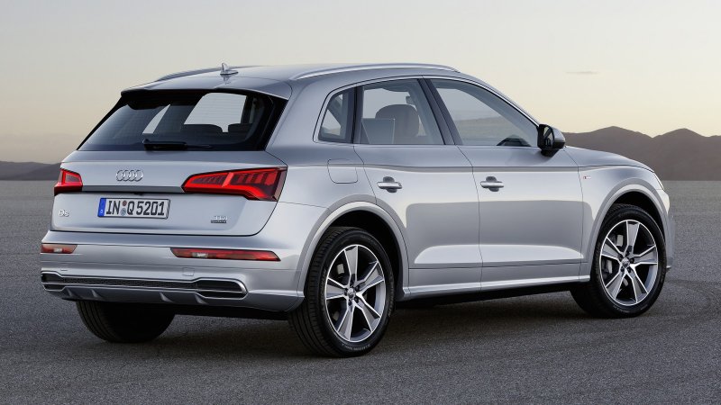 Ауди кроссовер q5