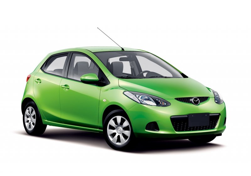 Mazda Demio 3