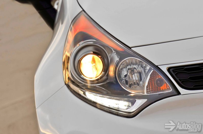 Hyundai/Kia 92102-1r000