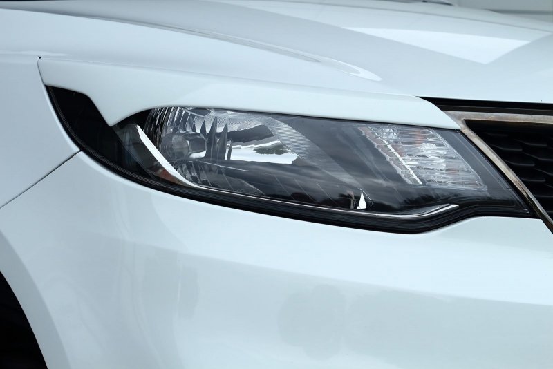 Kia Rio III реснички