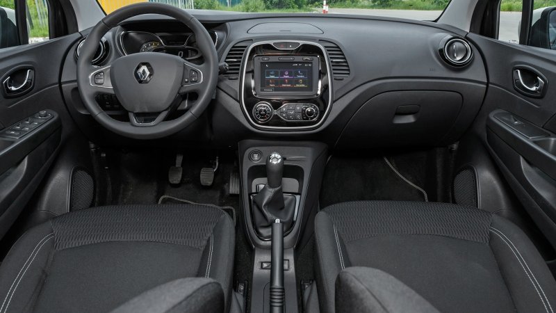Renault Captur салон