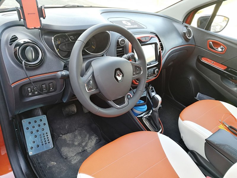 Renault Captur II салон