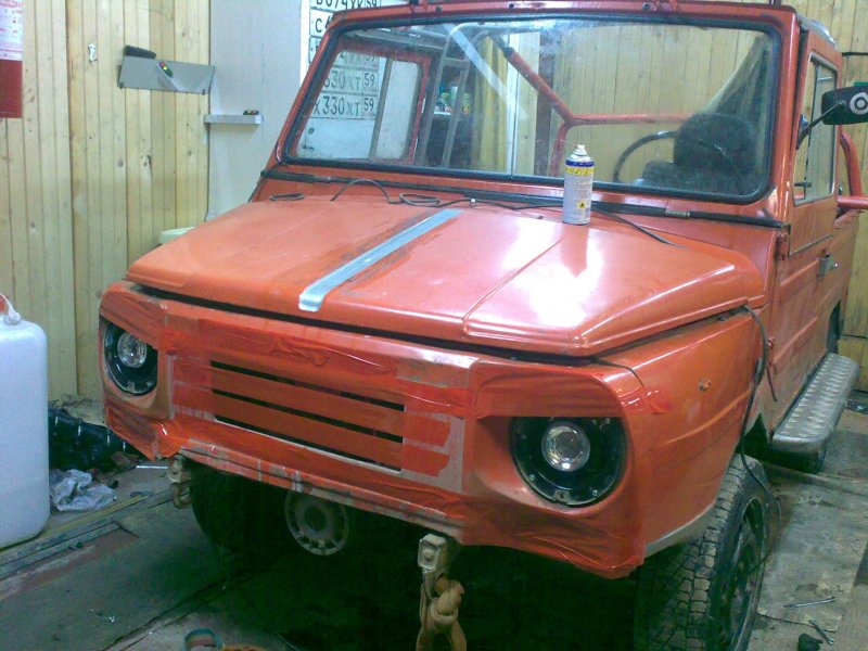 Оранжевый ЛУАЗ 969м
