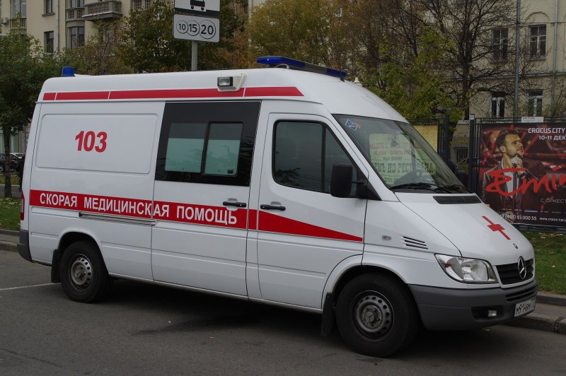 Мед автомобиль скорой помощи