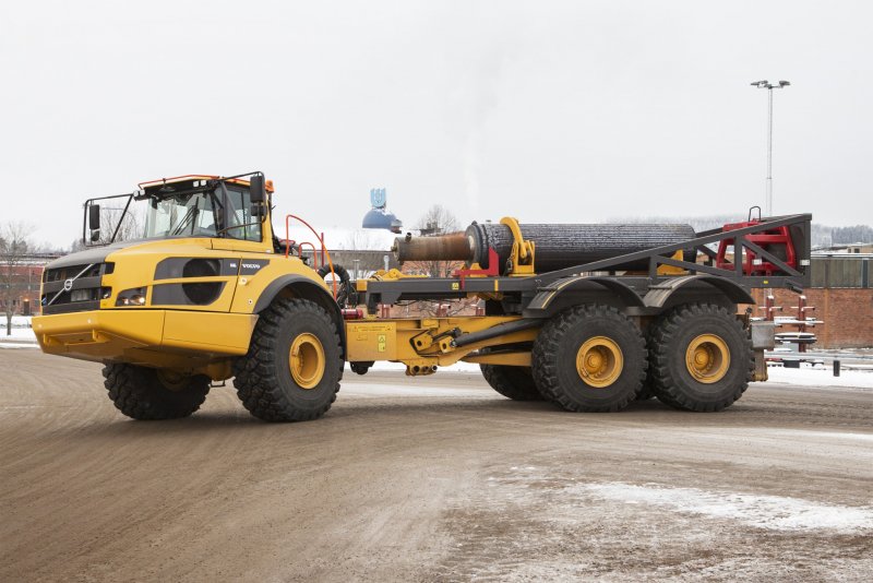 Volvo a40g лесовоз