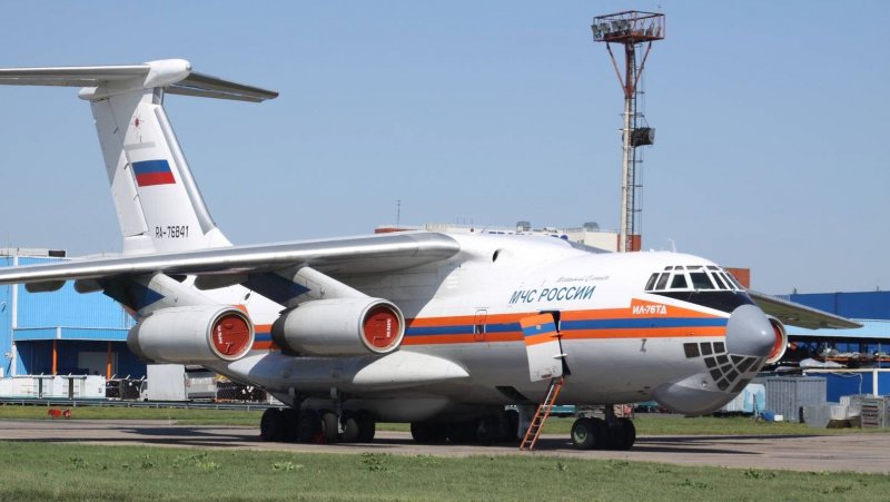 Ил-76 МЧС России