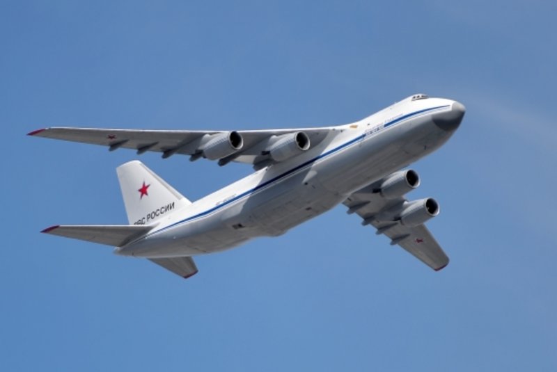 АН 124 И ил 76