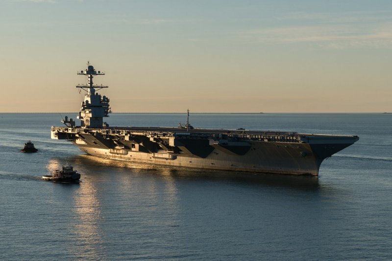 Авианосец ВМС США «Джеральд Форд»