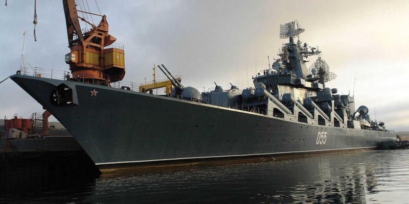 Ракетный крейсер Маршал Устинов на Ремонтном заводе Звёздочка