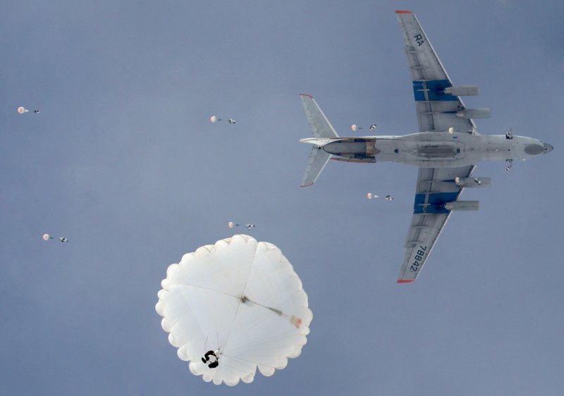 Самолёт ил-76 ВДВ