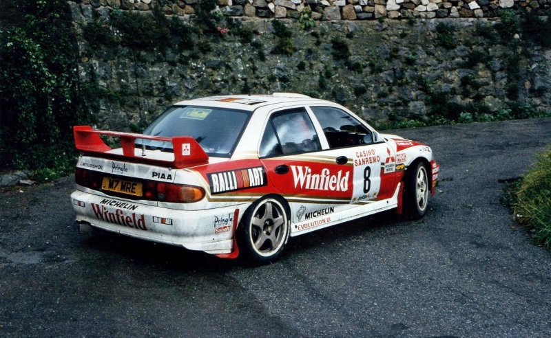 Mitsubishi Lancer EVO 3 Rally