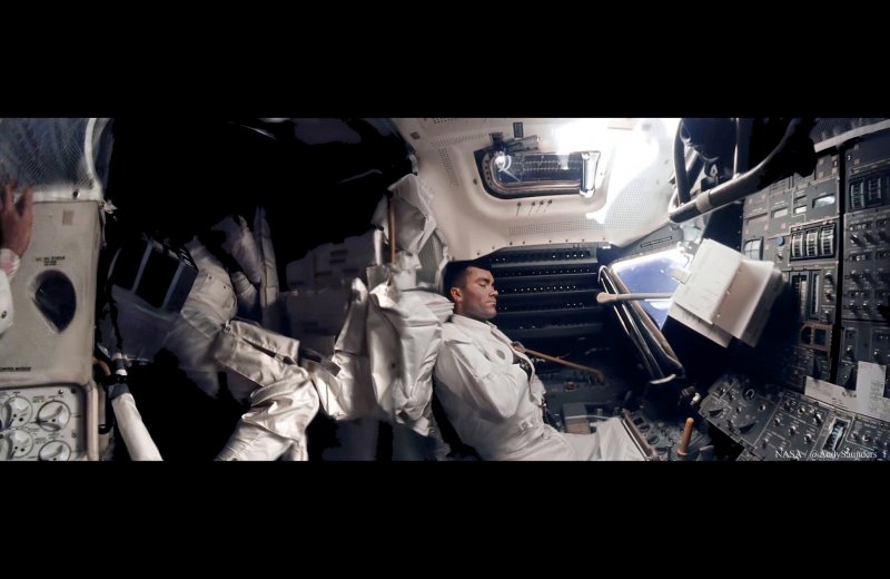 Apollo 13 астронавты на корабле