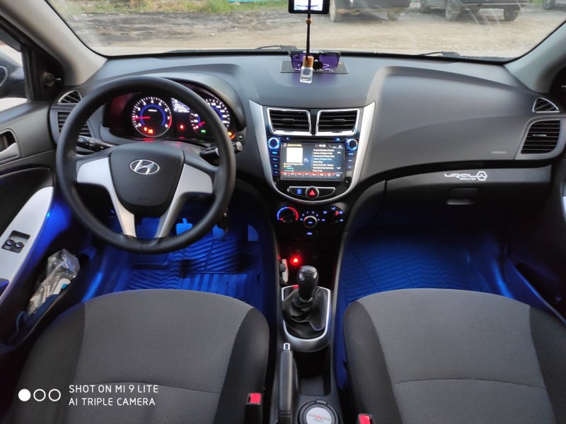 Hyundai Solaris 2016 салон
