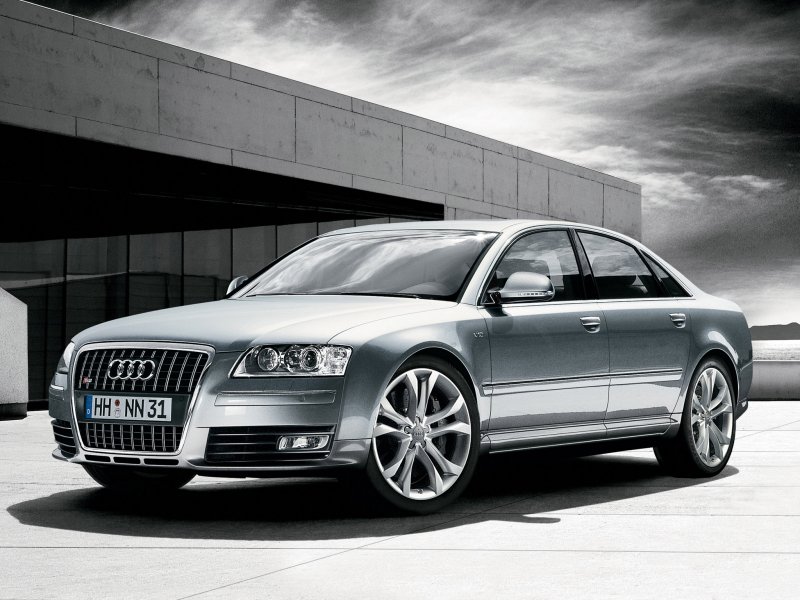 Audi s8 d3