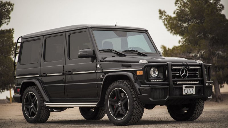 Mercedes Benz g55