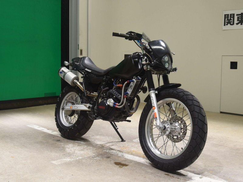 Ямаха tw200