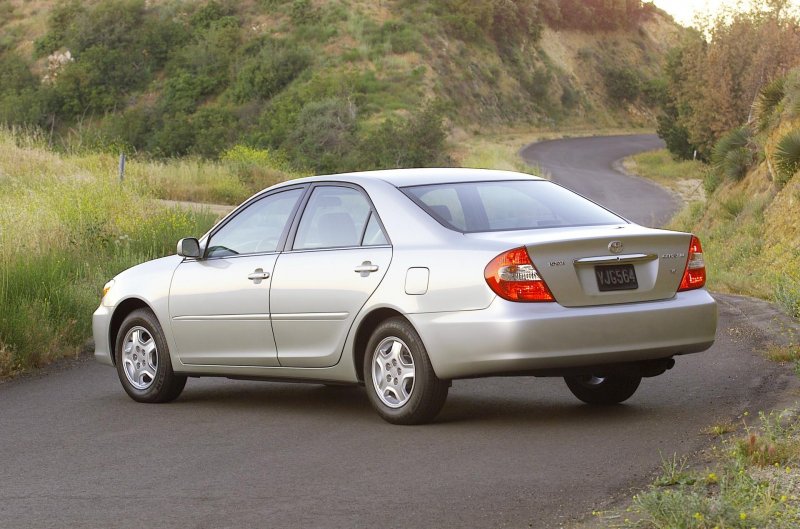 Toyota Camry v30