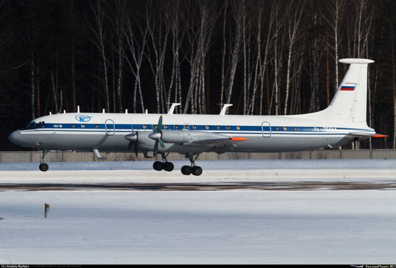 Ил-22 RF-75927