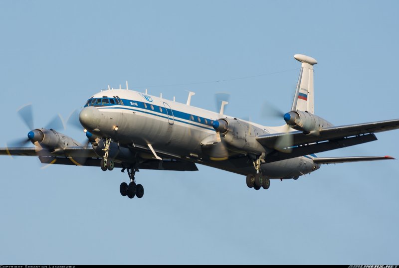 Ил 22 75906
