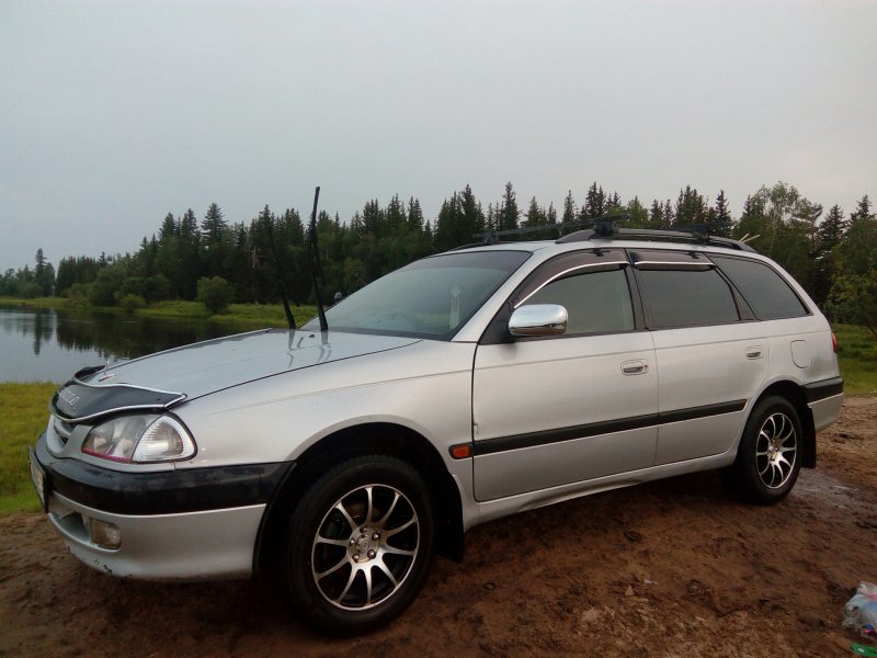 Toyota Caldina 1999