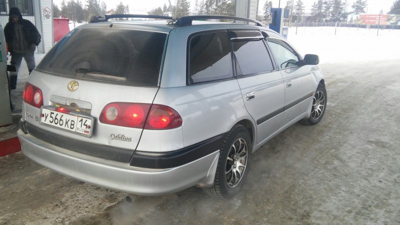 Toyota Caldina кузов 211