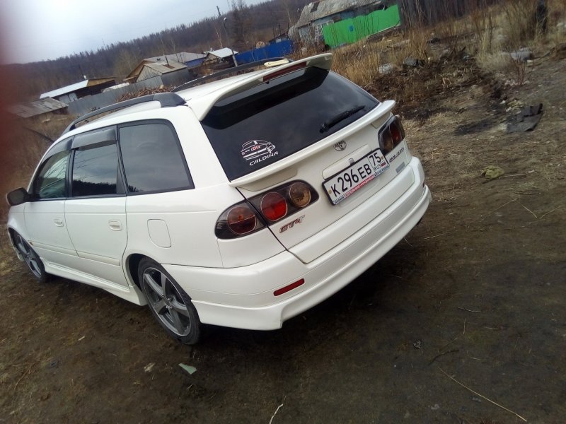 Задние стопари Caldina